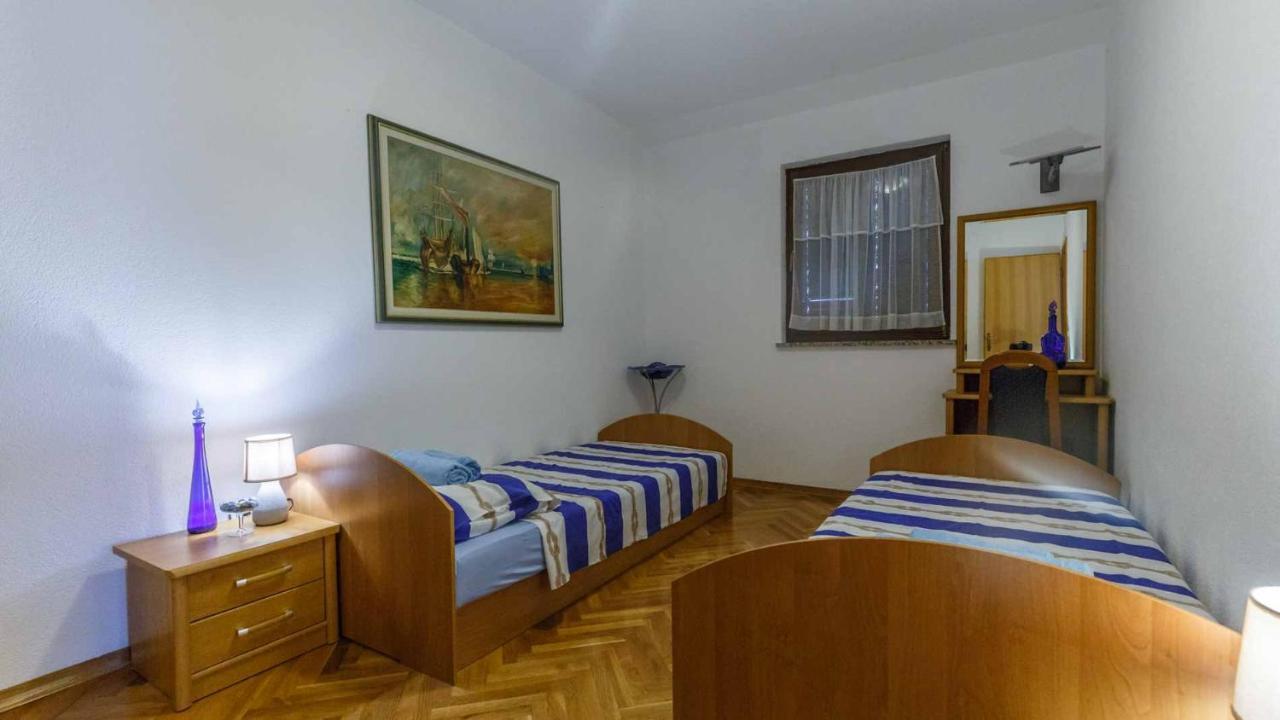 מאלינסקה Apartman Mauro מראה חיצוני תמונה
