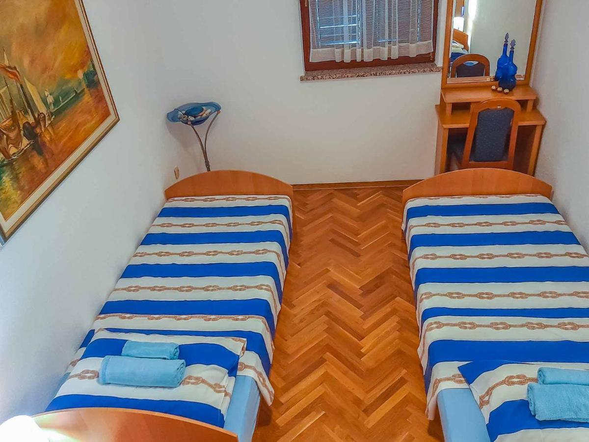 מאלינסקה Apartman Mauro מראה חיצוני תמונה