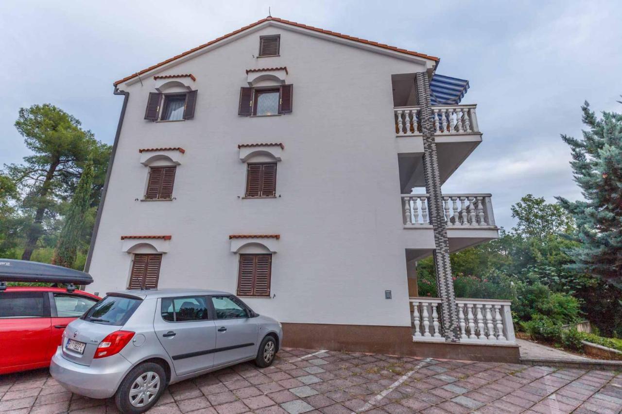 מאלינסקה Apartman Mauro מראה חיצוני תמונה