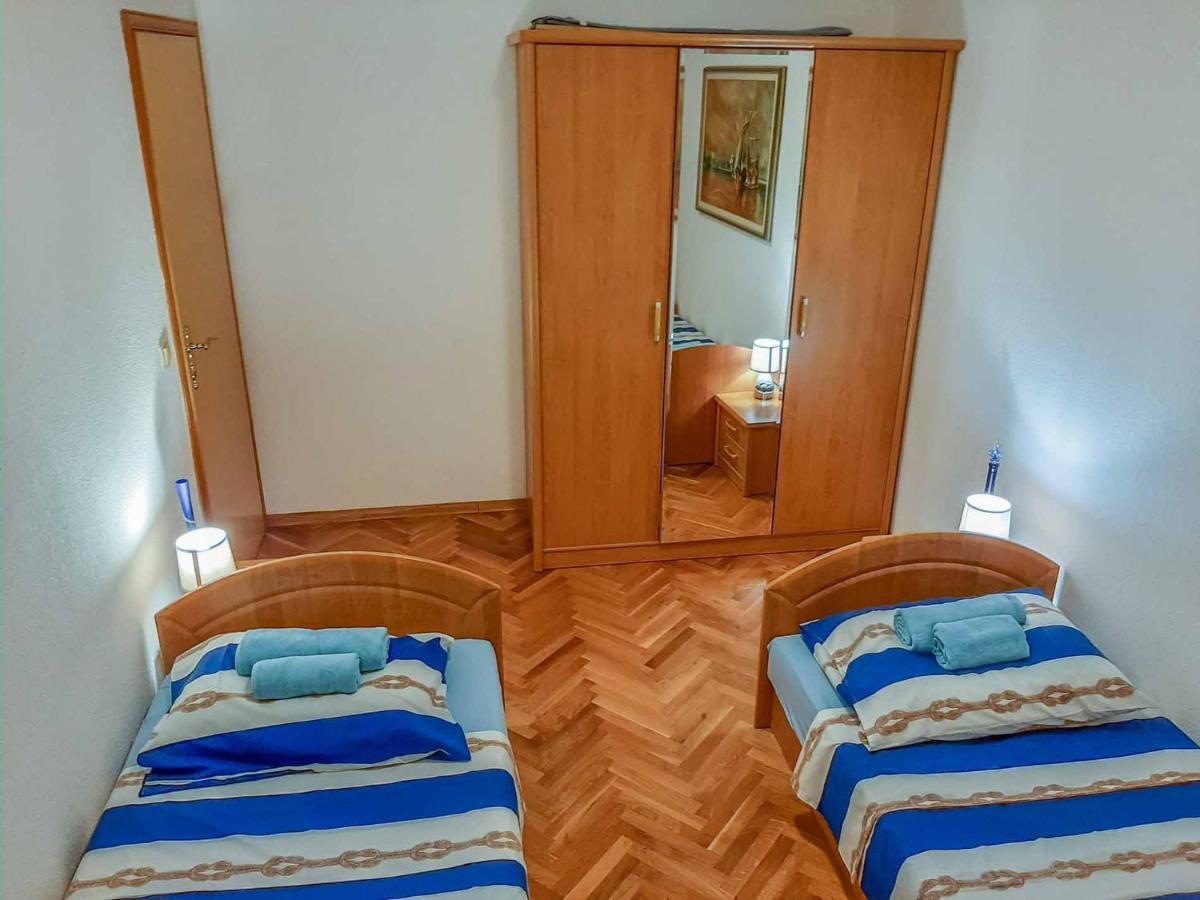 מאלינסקה Apartman Mauro מראה חיצוני תמונה