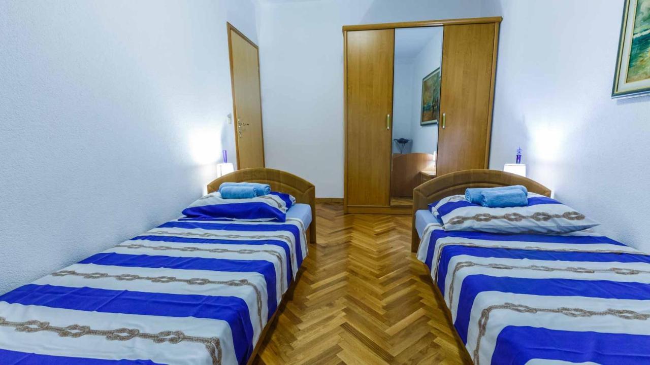 מאלינסקה Apartman Mauro מראה חיצוני תמונה